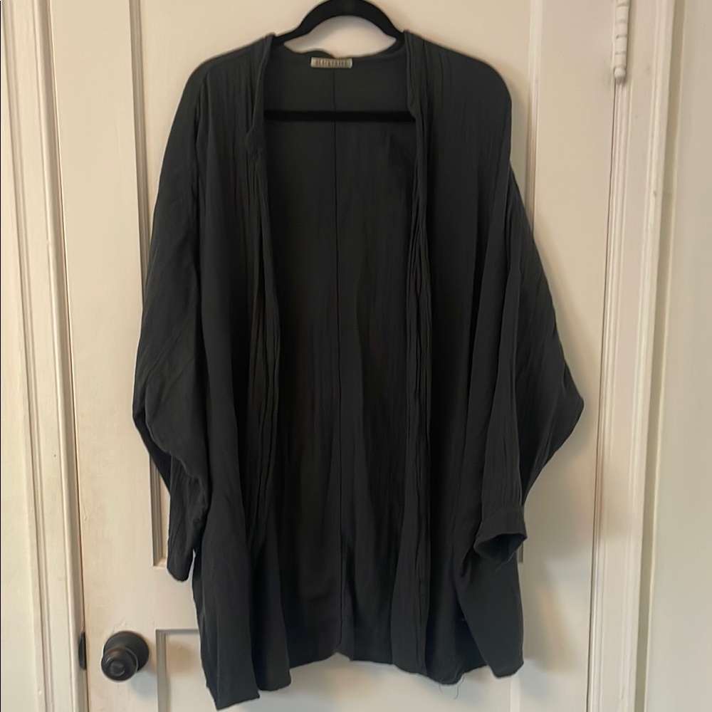 BLACK CRANE Women's Black Shrug - OS